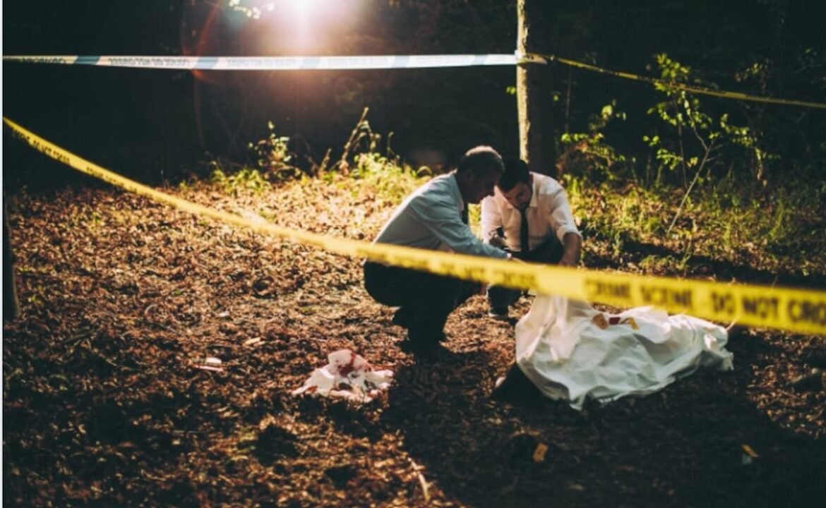 జార్ఖండ్ యొక్క సారాకేలాలో ఐరన్ పాన్ తో 5 సంవత్సరాల కుమారుడు మనిషి భార్యను చంపుతాడు
