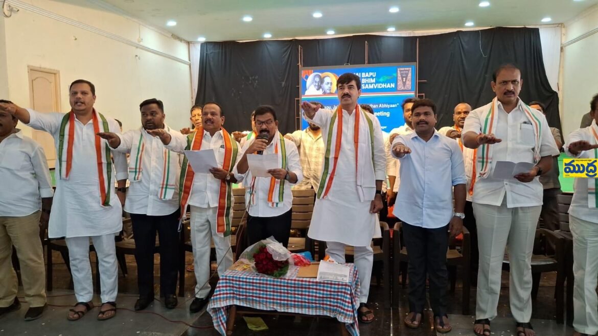 రాజ్యాంగ పరిరక్షణ పై ప్రతి పౌరునికి వివరించాలి
