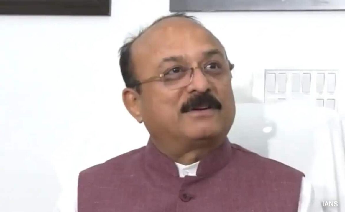 విద్యుత్తు అంతరాయంపై అరవింద్ కేజ్రీవాల్ వాదనలను Delhi ిల్లీ మంత్రి ఖండించారు
