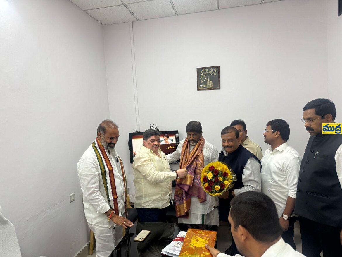 శాతవాహన యూనివర్సిటీకి లా, ఇంజనీరింగ్ ఇంజనీరింగ్ కళాశాలల మంజూరు
