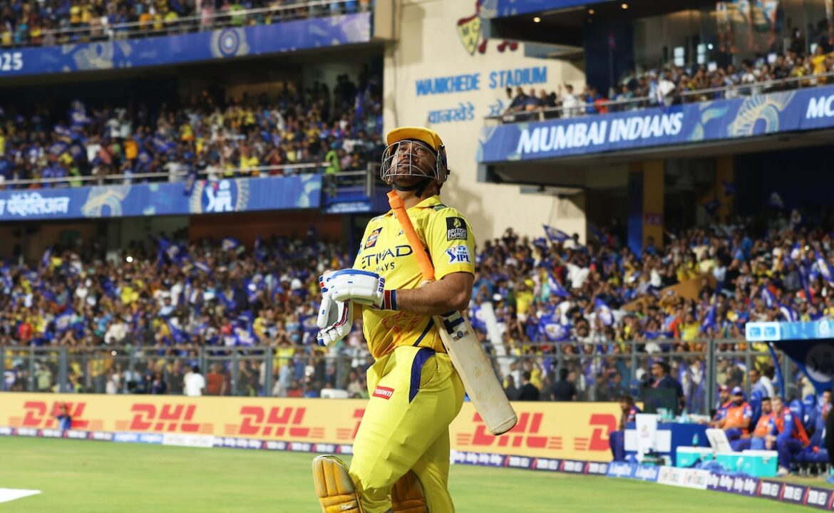 Ms ధోని "CSK ఆటగాళ్లను కొనుగోలు చేయలేదని తెలుసు ...": "రూ .18 కోట్లు, రూ .17 కోట్లు, రూ .11 కోట్లు" ప్రశ్నించారు
