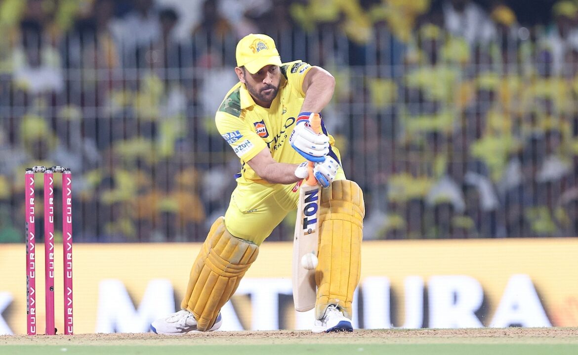 Ms ధోని రిటైర్మెంట్ ulation హాగానాలు: చెన్నై సూపర్ కింగ్స్ కోచ్ నిశ్శబ్దాన్ని విచ్ఛిన్నం చేస్తాడు - "అతని భవిష్యత్తు ..."
