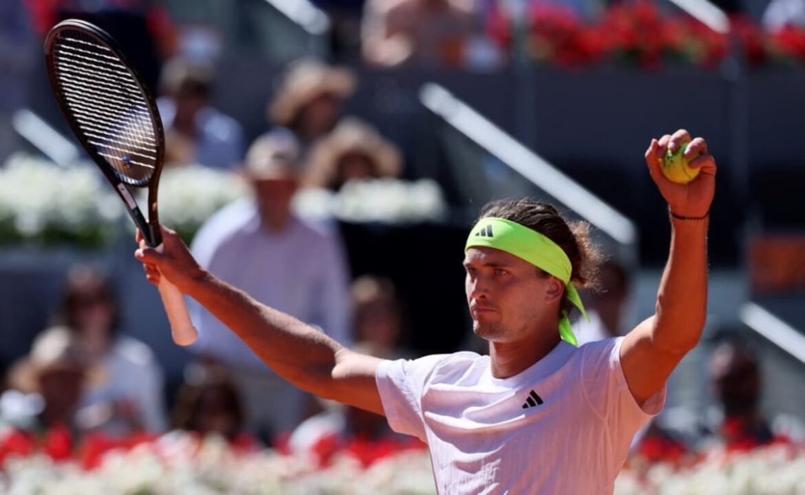 అలెగ్జాండర్ జ్వెరెవ్, అరినా సబలెంకా మాడ్రిడ్ ఓపెన్‌లో యుద్ధం ద్వారా
