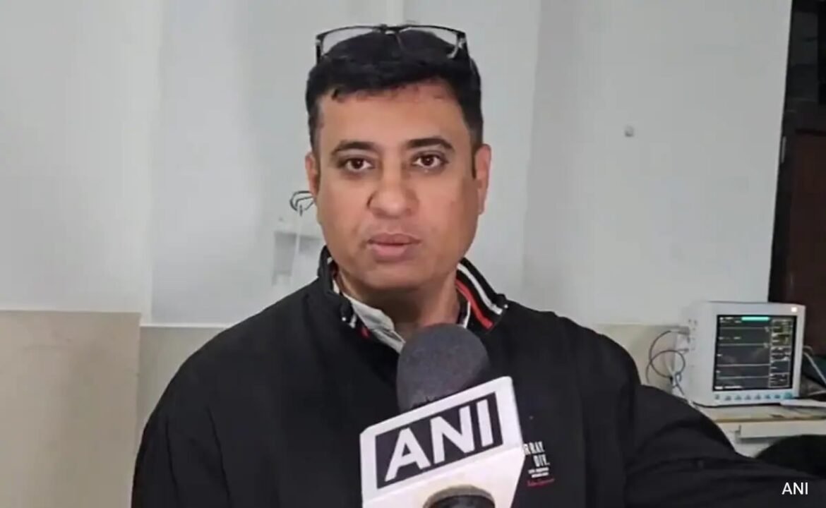 జె & కె టెర్రర్ దాడి నుండి తప్పించుకున్న మహారాష్ట్ర జంట
