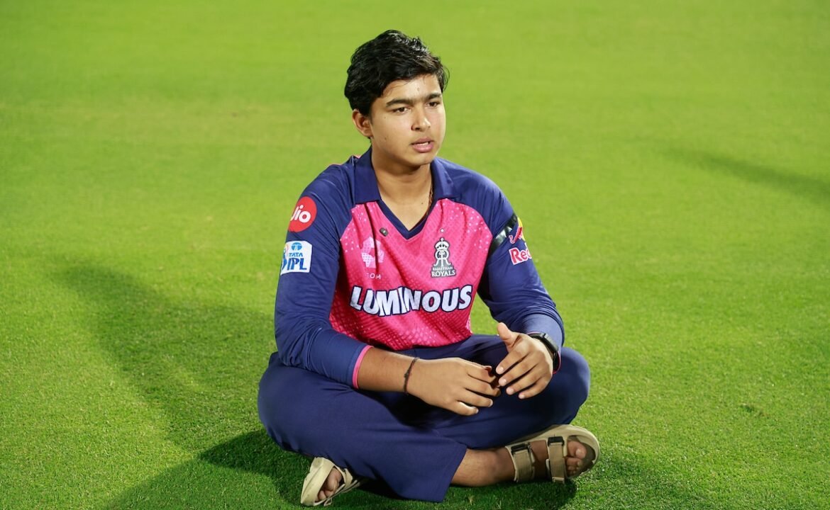 "తల్లి 3 గంటలు నిద్రపోతుంది": వైభవ్ సూర్యవాషి తన క్రికెట్ కల వెనుక తల్లిదండ్రుల పోరాటాలపై
