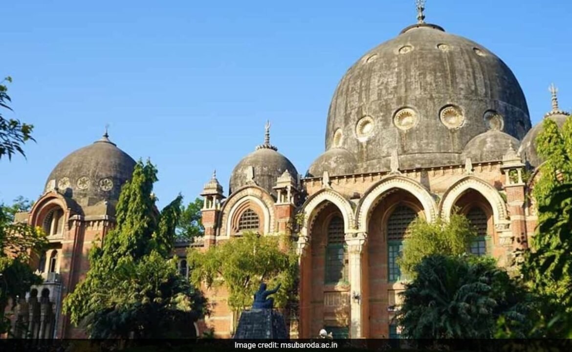 బరోడా విశ్వవిద్యాలయం 2025-26 సెషన్ కోసం 819 ఫ్యాకల్టీ పోస్టుల కోసం దరఖాస్తులను ఆహ్వానిస్తుంది
