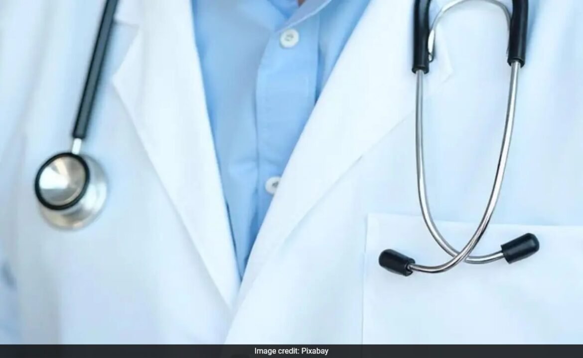 బీహార్ స్టేట్ హెల్త్ సొసైటీ 4,500 ఖాళీలను ప్రకటించింది; ఎప్పుడు, ఎలా దరఖాస్తు చేయాలి
