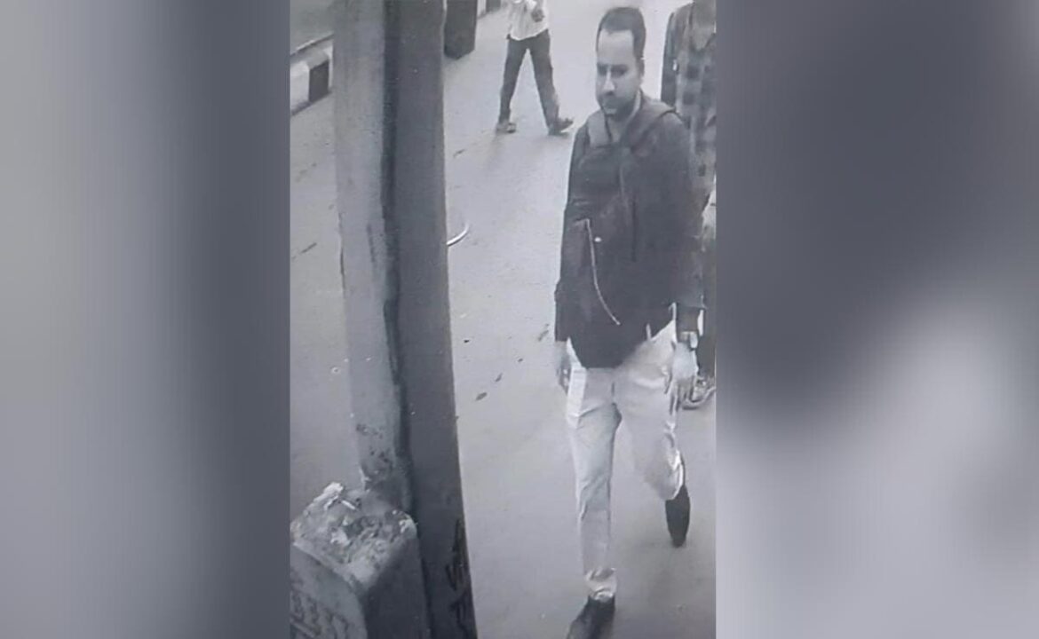 ముంబై మహిళ బస్సులో వేధింపులకు గురైందని ఆరోపించింది. ఎలా అనుమానితుడిని ట్రాక్ చేశారు ముంబై మహిళ బస్సులో వేధింపులకు గురైందని ఆరోపించింది. ఎలా అనుమానితుడిని ట్రాక్ చేశారు