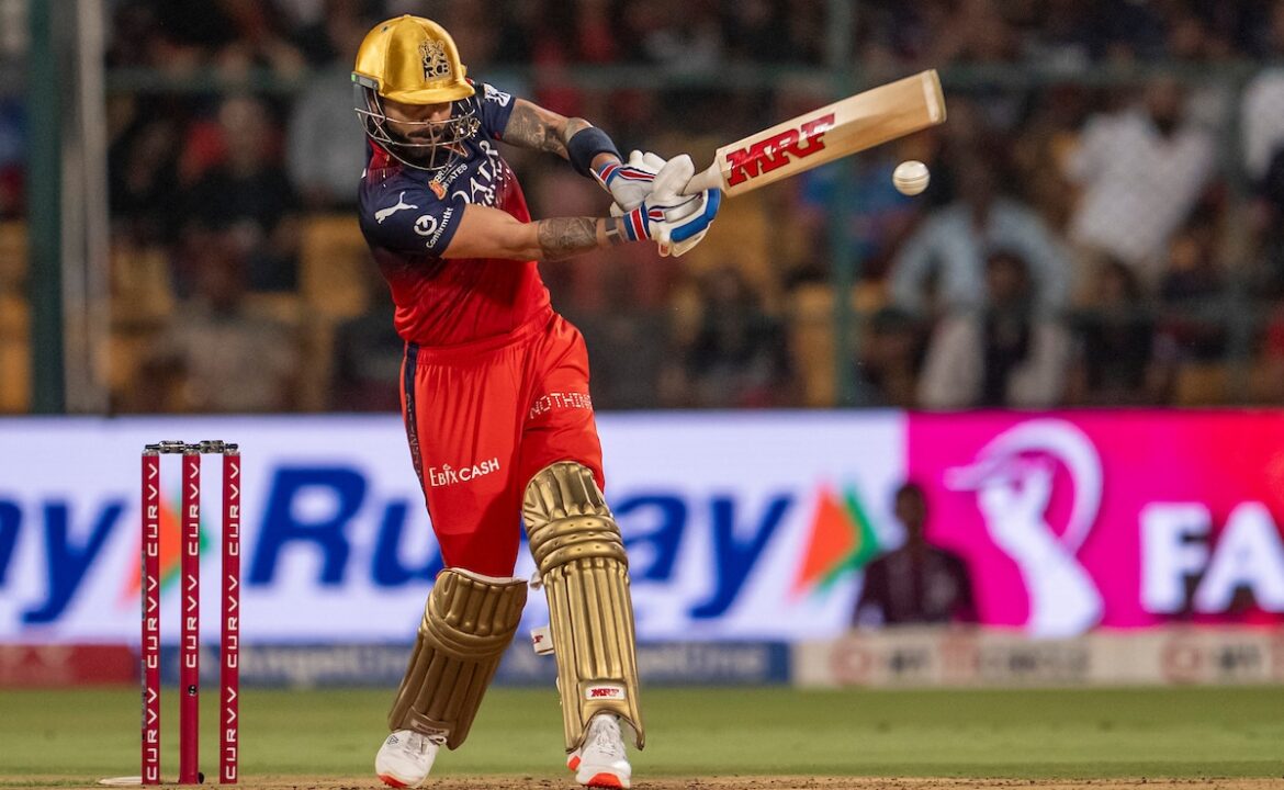 విరాట్ కోహ్లీ 1 వ 50 ను ఐపిఎల్ 2025 లో ఆర్‌సిబి వర్సెస్ ఆర్‌ఆర్ కోసం స్లామ్ చేస్తాడు, చారిత్రాత్మక ఫీట్ కోసం బాబర్ అజామ్‌ను అధిగమిస్తాడు
