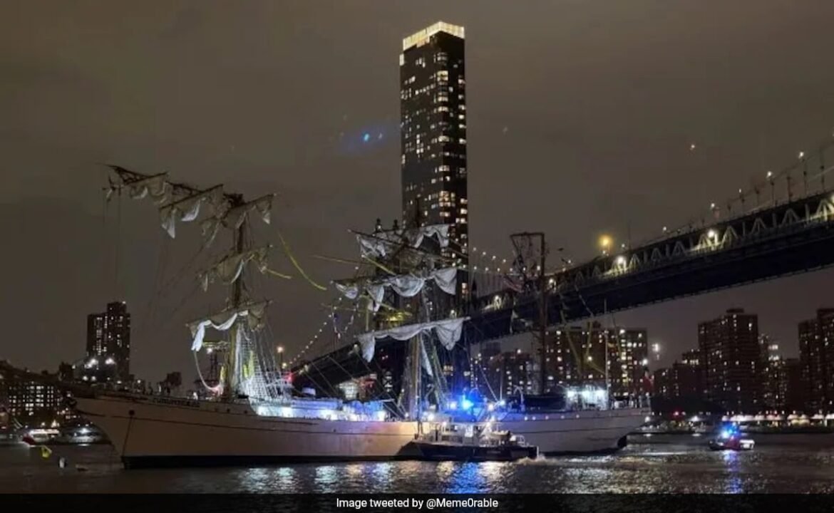 న్యూయార్క్ వంతెన ప్రమాదంలో చంపబడిన మెక్సికన్ నావల్ క్యాడెట్ కుటుంబం సంతాపం
