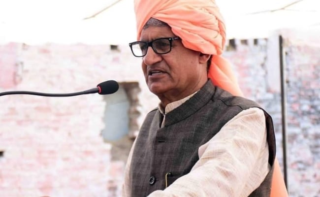 బిజెపి ఎంపి రామ్ చందర్ జాంగ్రా ‘పహల్గామ్లో మహిళలు’ వ్యాఖ్యకు క్షమాపణలు చెప్పారు, img