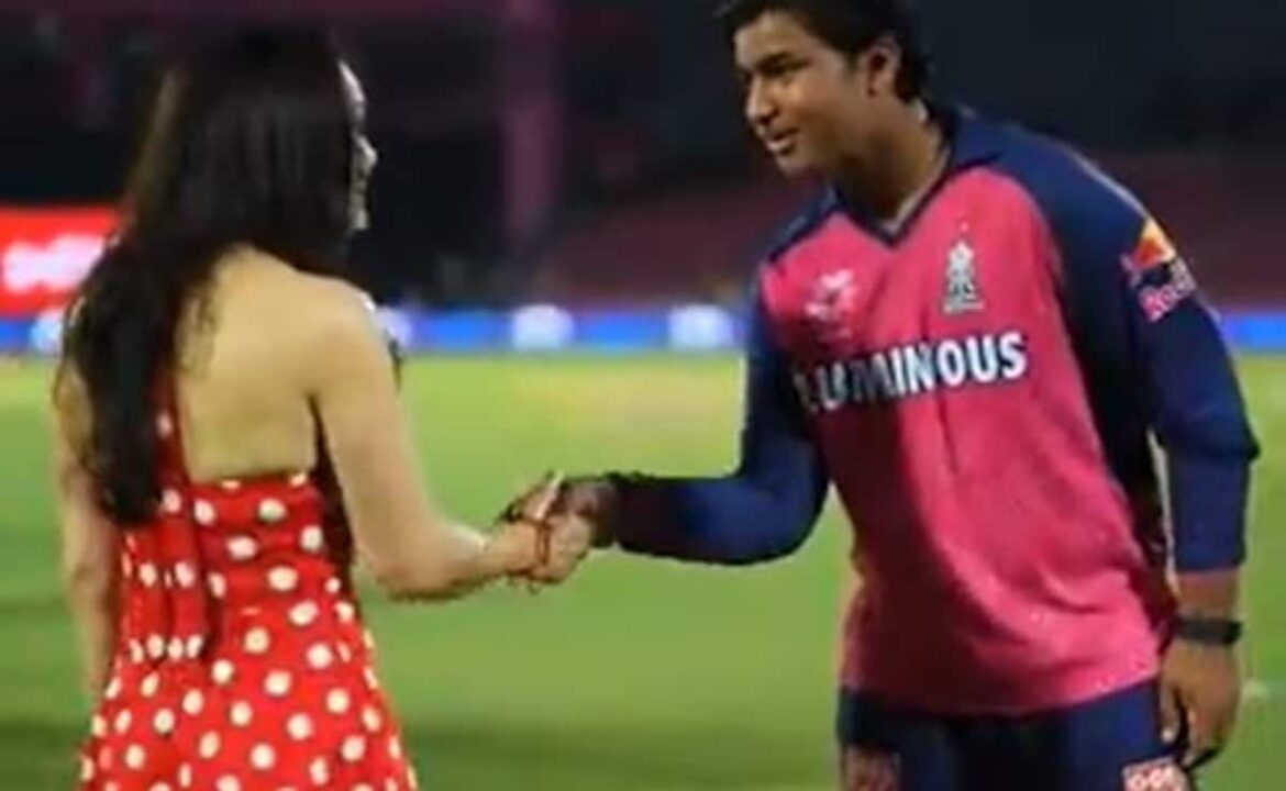 రాజస్థాన్ రాయల్స్ యొక్క 14 ఏళ్ల సంచలనం వైభవ్ సూర్యవాన్షి ప్రీతి జింటాతో రాజస్థాన్ రాయల్స్ యొక్క 14 ఏళ్ల సంచలనం వైభవ్ సూర్యవాన్షి ప్రీతి జింటాతో సంభాషించారు. వీడియో వైరల్ అవుతుంది