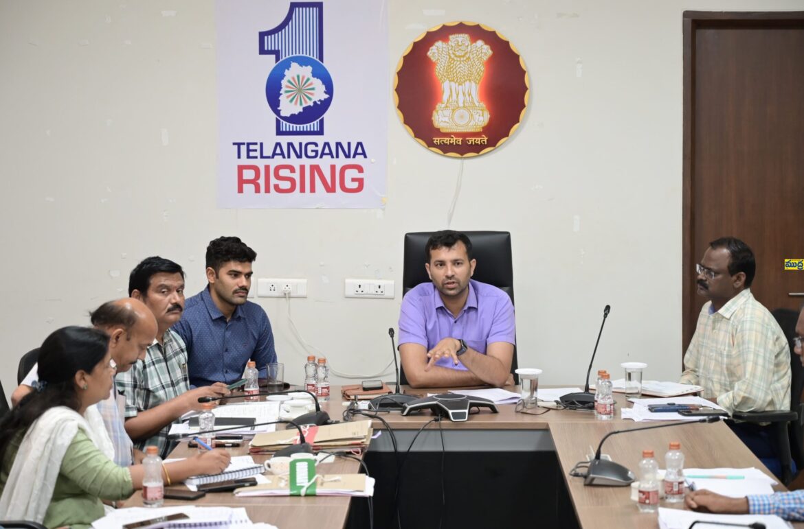 ఇందిరమ్మ ఇళ్ల నిర్మాణాల్లో పురోగతి పురోగతి
