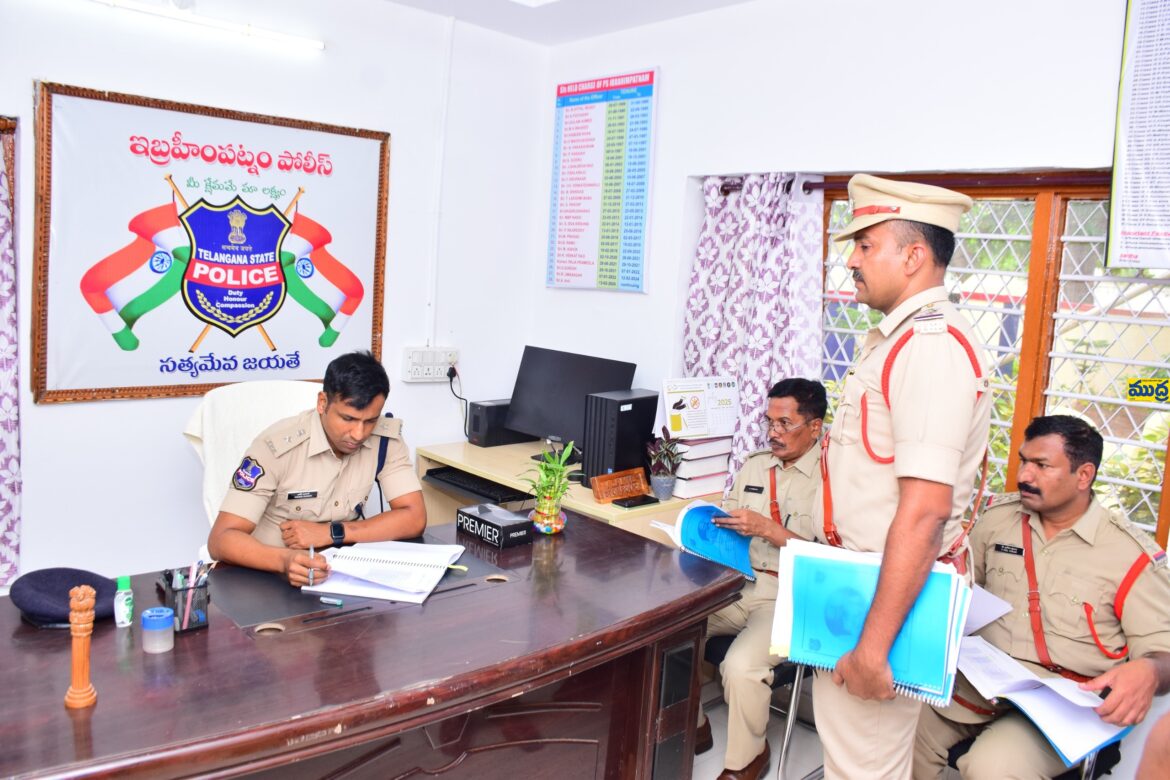 నేరాల నివారనే లక్ష్యంగా పని పని
