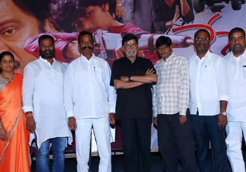 ఎప్పటికీ గుర్తుండిపోయే చిత్రం ‘నేనెవరు’: రాజేంద్ర రాజేంద్ర రాజేంద్ర – VRM MEDIA ఎప్పటికీ గుర్తుండిపోయే చిత్రం 'నేనెవరు': రాజేంద్ర రాజేంద్ర రాజేంద్ర