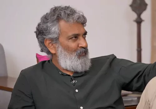 బాహుబలి-3 సర్ ప్రైజ్.. రాజమౌళి కీలక ప్రకటన! – VRM MEDIA బాహుబలి-3 సర్ ప్రైజ్.. రాజమౌళి కీలక ప్రకటన!