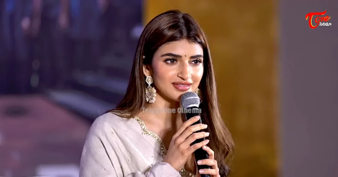 tmdb-header-middle-logo