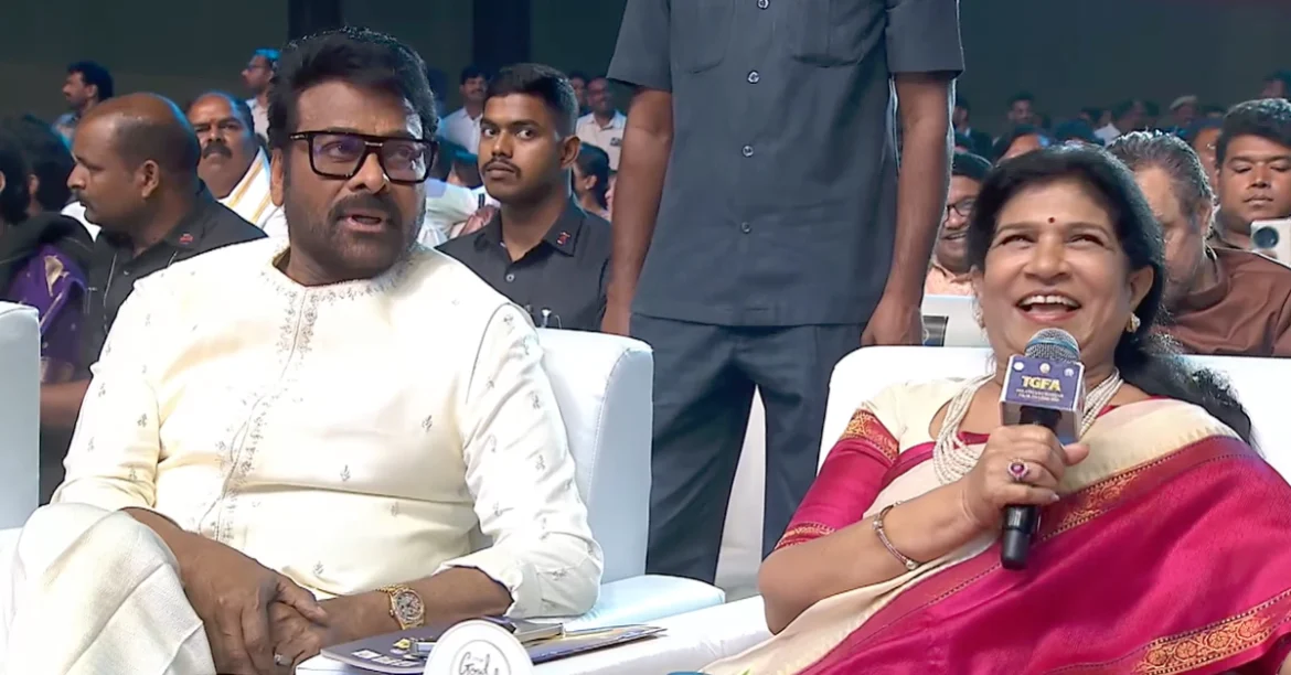 tmdb-header-middle-logo