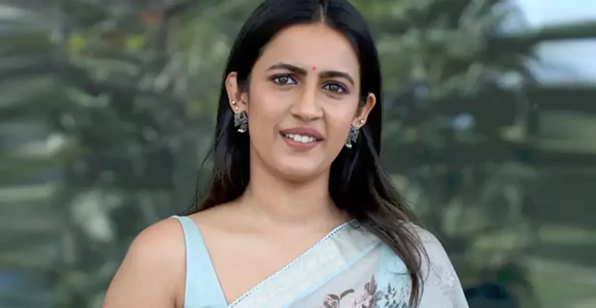 tmdb-header-middle-logo