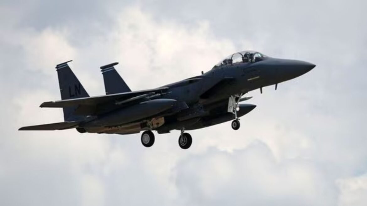 ఆ పైలట్ ట్రంప్ వద్ద కంటే ఇరాన్ లోనే సురక్షితం" | ఇరాన్ క్లెయిమ్స్ మిస్సింగ్ US పైలట్ డోనాల్డ్ ట్రంప్ యొక్క ప్రస్తుత రక్షణ కంటే సురక్షితం మరియు వారి కస్టడీ
