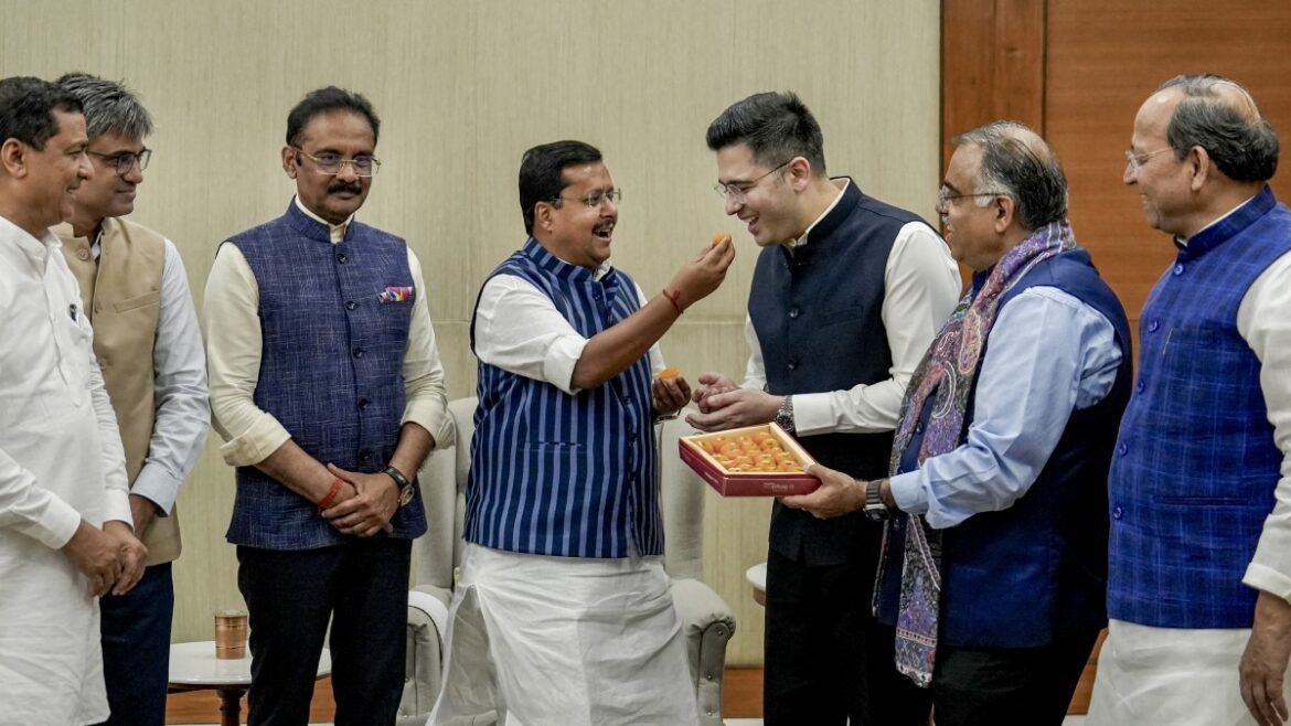 ఆపరేషన్ 7.. వారంలో ఏడుగురు ఎంపీలు ఔట్.. బీజేపీ ప్లాన్ అదిరందయ్యో! | ఆపరేషన్ 7లో బీజేపీలో చేరిన ఆప్ ఎంపీలు, అరవింద్ కేజ్రీవాల్ కోసం రాజ్యసభ సమీకరణలు మారాయి, పూర్తి వివరాలు
