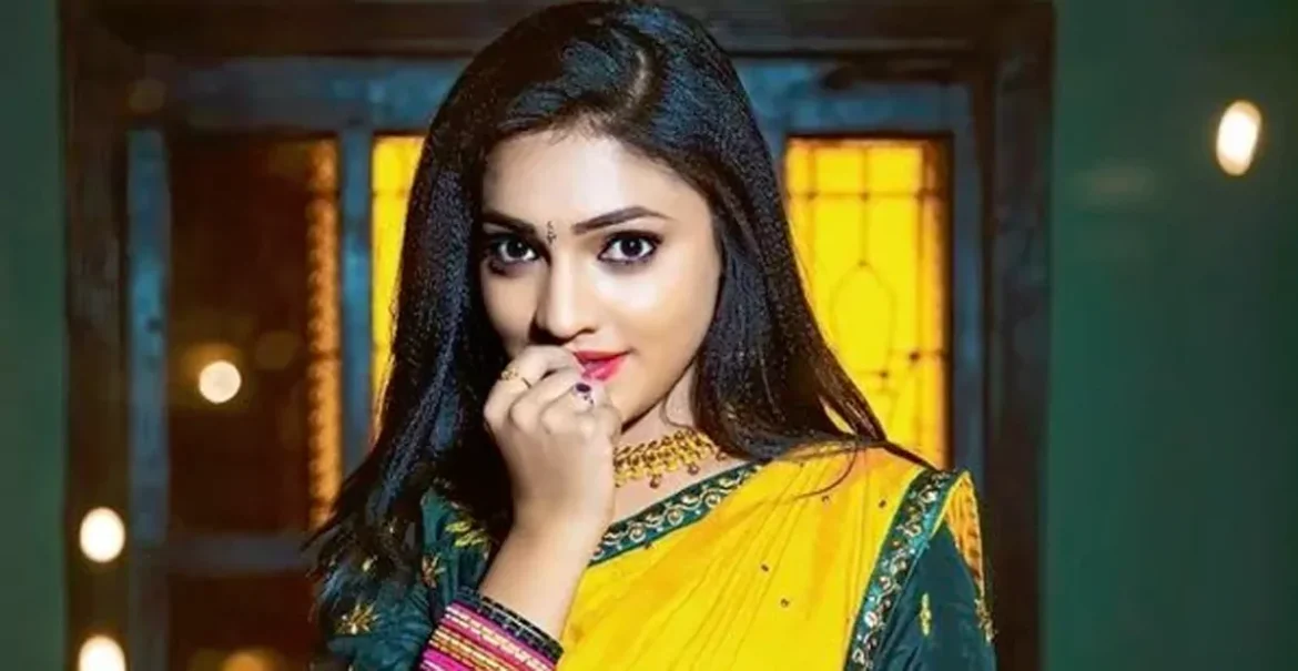 tmdb-header-middle-logo