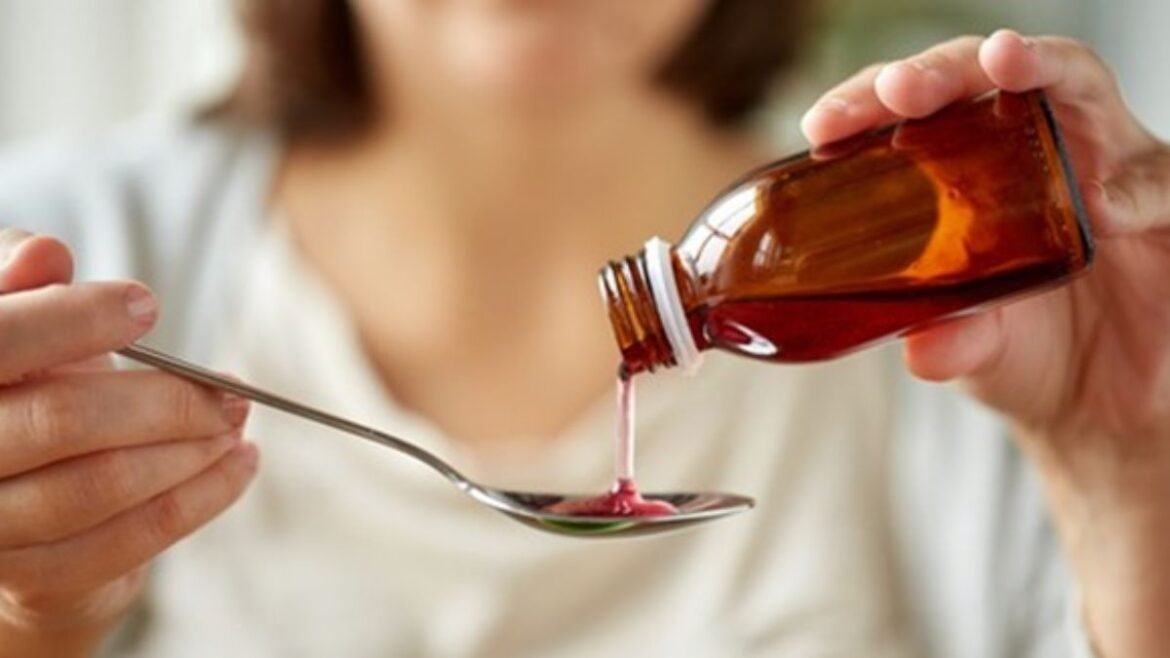 కేంద్రం సంచలన ప్రతిపాదన, దగ్గు మందు బ్యాన్! | పసిపిల్లలకు దగ్గు సిరప్ నిషేధం: కాలుష్యం మరియు పిల్లల మరణాలను నివారించడానికి ప్రభుత్వం కఠినమైన నిబంధనలను ప్రతిపాదిస్తుంది
