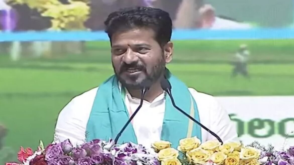 "కేసీఆర్ 2029 లో చూసుకుందాం నువ్వో నేనో" | revanthreddy Release Rythu Bharosa Funds & Challenges KCR: “2029లో నువ్వే అయినా నేనే” రేవంత్
