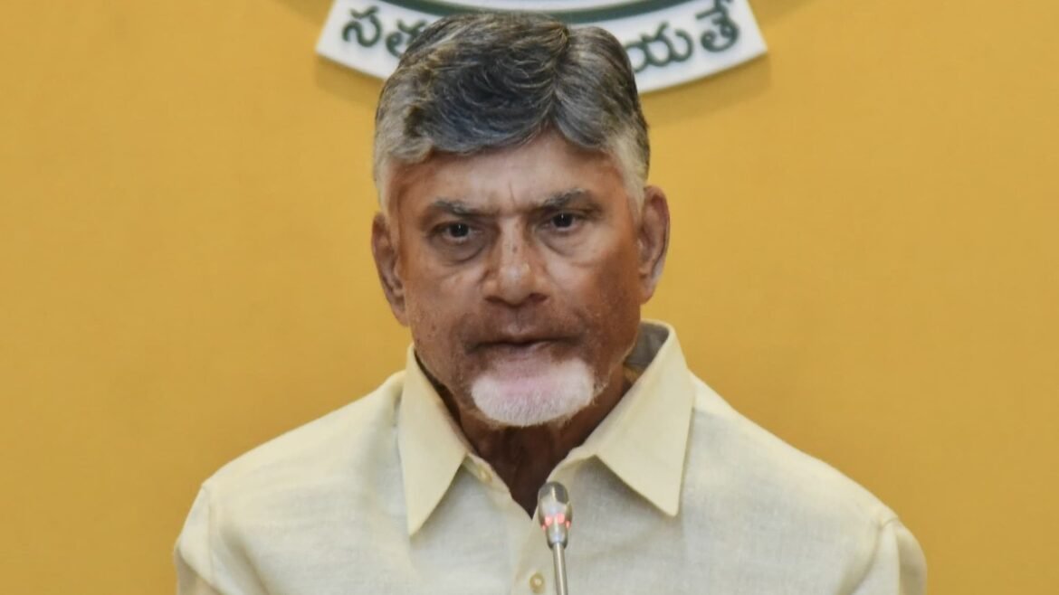 టీడీపీ ఎమ్మెల్యే తీరుపై చంద్రబాబు సీరియస్-తక్షణం..! | పల్నాడు ఎస్పీతో టీడీపీ ఎమ్మెల్యే అరవిందబాబు గొడవపై చంద్రబాబు సీరియస్‌గా స్పందించారు
