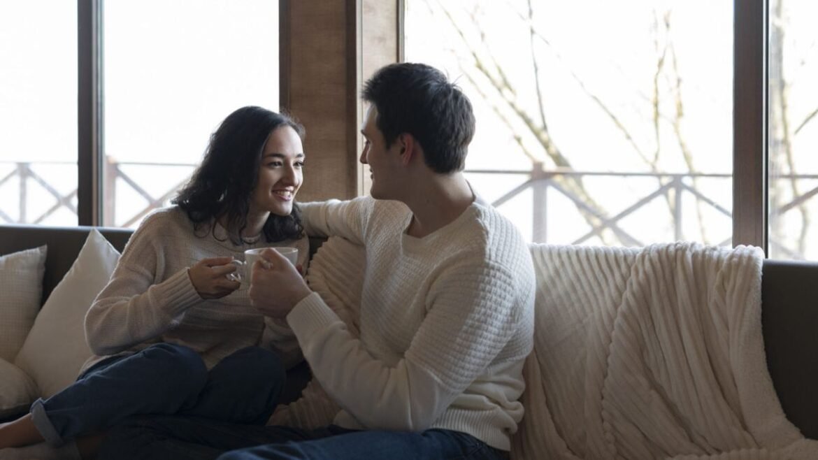 డేటింగ్ సబ్సిడీ: ప్రేమలో పడితే రూ.12 వేలు, ప్రభుత్వం వినత్న నిర్ణయం | జపాన్ డేటింగ్ కోసం నగదు ప్రోత్సాహకాలతో జనాభా క్షీణతతో పోరాడుతుంది; మ్యాచ్‌మేకింగ్ యాప్ ఖర్చులకు ప్రభుత్వం నిధులు ఇస్తుంది
