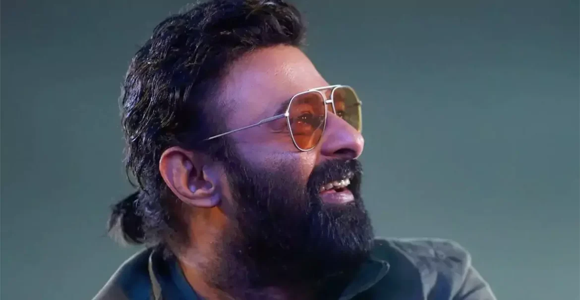 tmdb-header-middle-logo