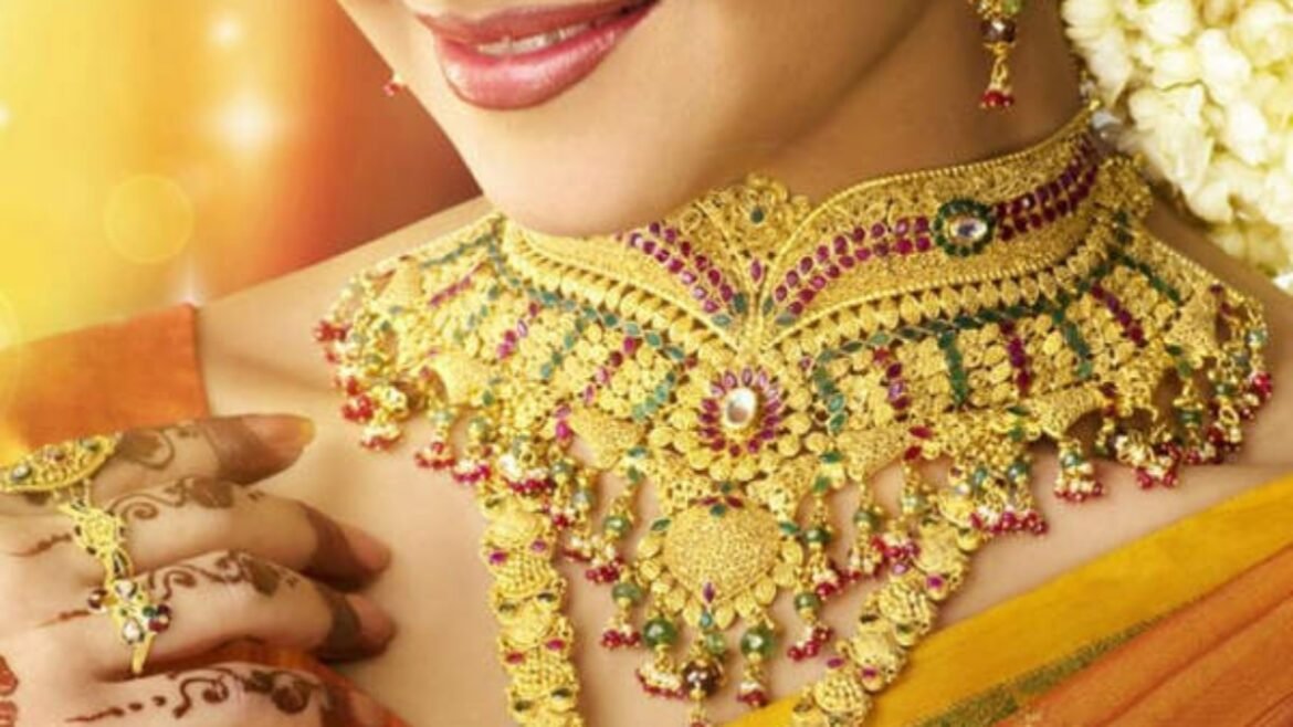 బంగారం ధరల సీన్ రివర్స్- భారీగా | 24K, 22K మరియు 18Kతో స్వచ్ఛతలలో అస్థిరత కొనసాగుతుంది కాబట్టి బంగారం 10 గ్రాముకు రూ. 154040కి రీబౌండ్ అవుతుంది
