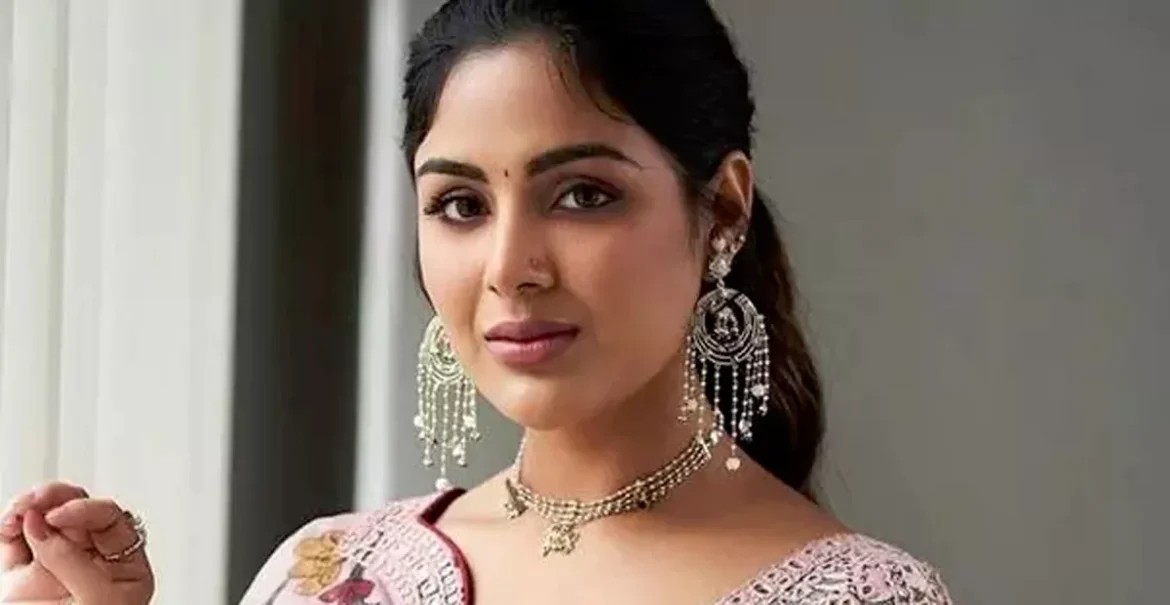 tmdb-header-middle-logo