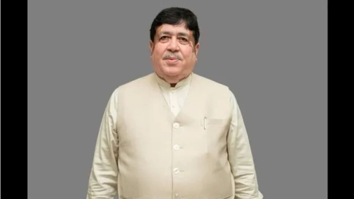 IFFCO: నానో ఔషధాల ద్వారా భారత వ్యవసాయ రంగంలో విప్లవాత్మక మార్పులు | భారతదేశంలో స్థిరమైన మరియు స్వయం-ఆధారిత ఎరువుల పర్యావరణ వ్యవస్థను నిర్మించడంలో IFFCO పాత్ర
