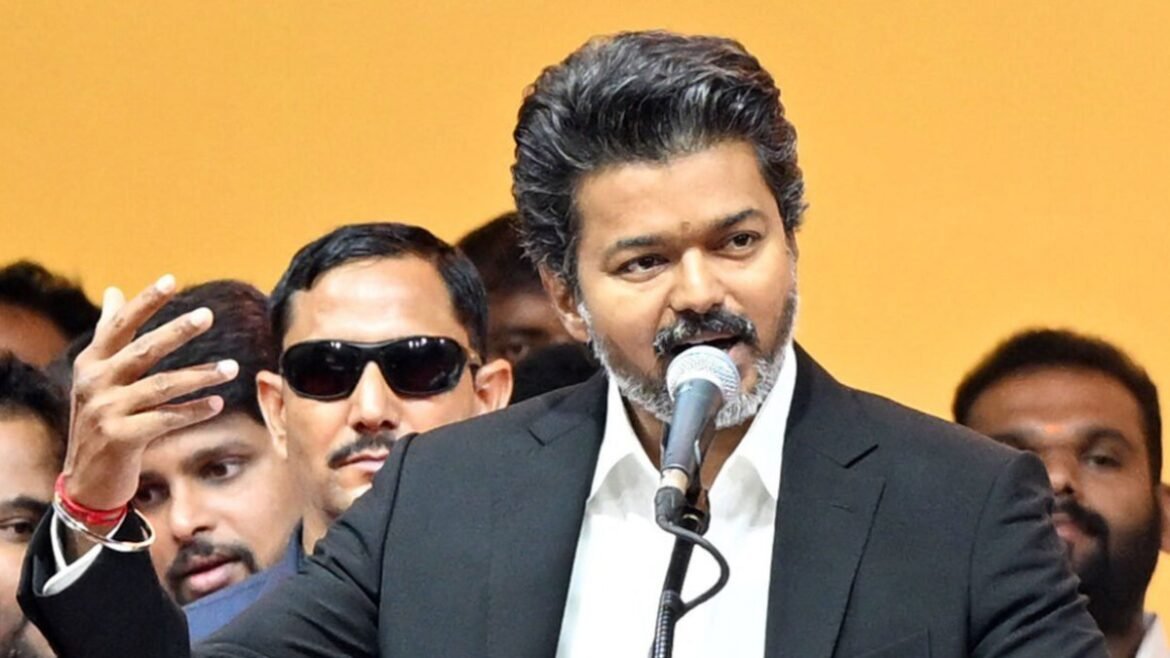 ఎల్లుండే.. సీఎంగా విజయ్ మొదటి కృతజ్ఞత సభ: గెలిపించిన ఈస్ట్ పై వరాలు | తూర్పు ఓటర్లకు థాంక్స్ గివింగ్ మీటింగ్‌తో ముఖ్యమంత్రి విజయ్ తిరుచిరాపల్లికి మొదటి అధికారిక పర్యటన చేయనున్నారు
