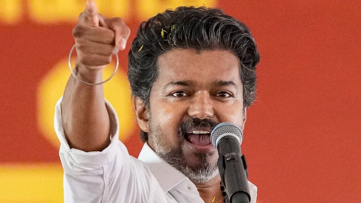 విజయ్ కు అసలు పరీక్ష: మే 13 లేదా ఆలోపే | తమిళనాడు ముఖ్యమంత్రిగా విజయ్ నేడు ప్రమాణ స్వీకారం చేసి మే 13 నాటికి అసెంబ్లీలో మెజారిటీని నిరూపించుకోవాలని లక్ష్యంగా పెట్టుకున్నారు.
