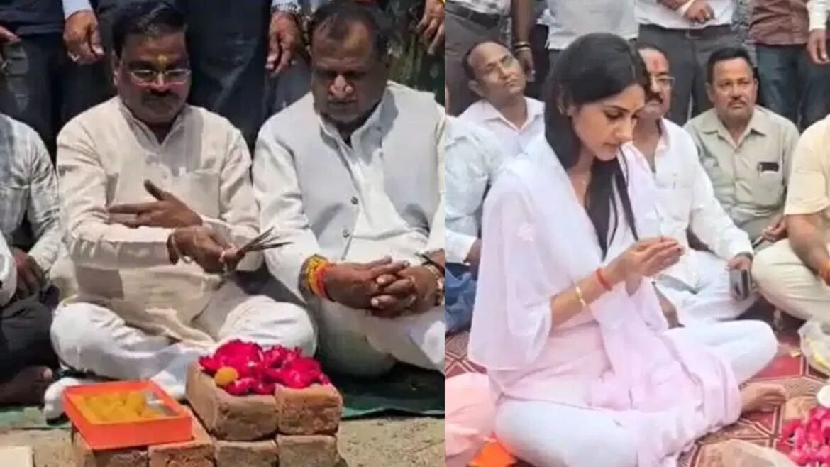 క్రెడిట్ పాలిటిక్స్.. ఓకే రోడ్డుకు 12 గంటల్లో రెండుసార్లు శంకుస్థాపన !! | రాయ్‌బరేలీ రోడ్డు రెండు సార్లు పునాదిగా చర్చనీయాంశంగా మారింది
