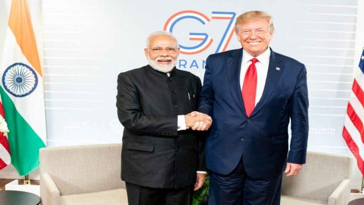 ట్రంప్ సహా 7 దేశాల అధ్యక్షులతో ప్రధాని మోదీ భేటీ.. సంచలన నిర్ణయాల దిశగా..! | pmmodi ఫ్రాన్స్‌లోని బియారిట్జ్‌లో G7 సమ్మిట్‌లో పాల్గొంటారు: మంగళవారం MEA నుండి అధికారిక ధృవీకరణ
