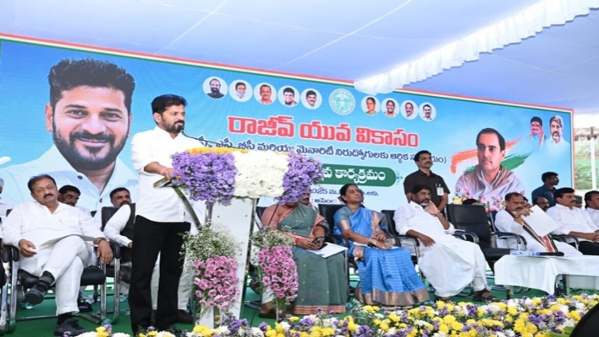 వారికి తెలంగాణ ప్రభుత్వం గుడ్ న్యూస్.. రూ. 3 లక్షలు సాయం.. త్వరలోనే ప్రారంభం..! | యువత హెచ్చరిక: రూ. 3 లక్షల ఆర్థిక సహాయంతో త్వరలో ప్రారంభం కానున్న 'రాజీవ్ యువ వికాసం' పథకం రాజీవ్
