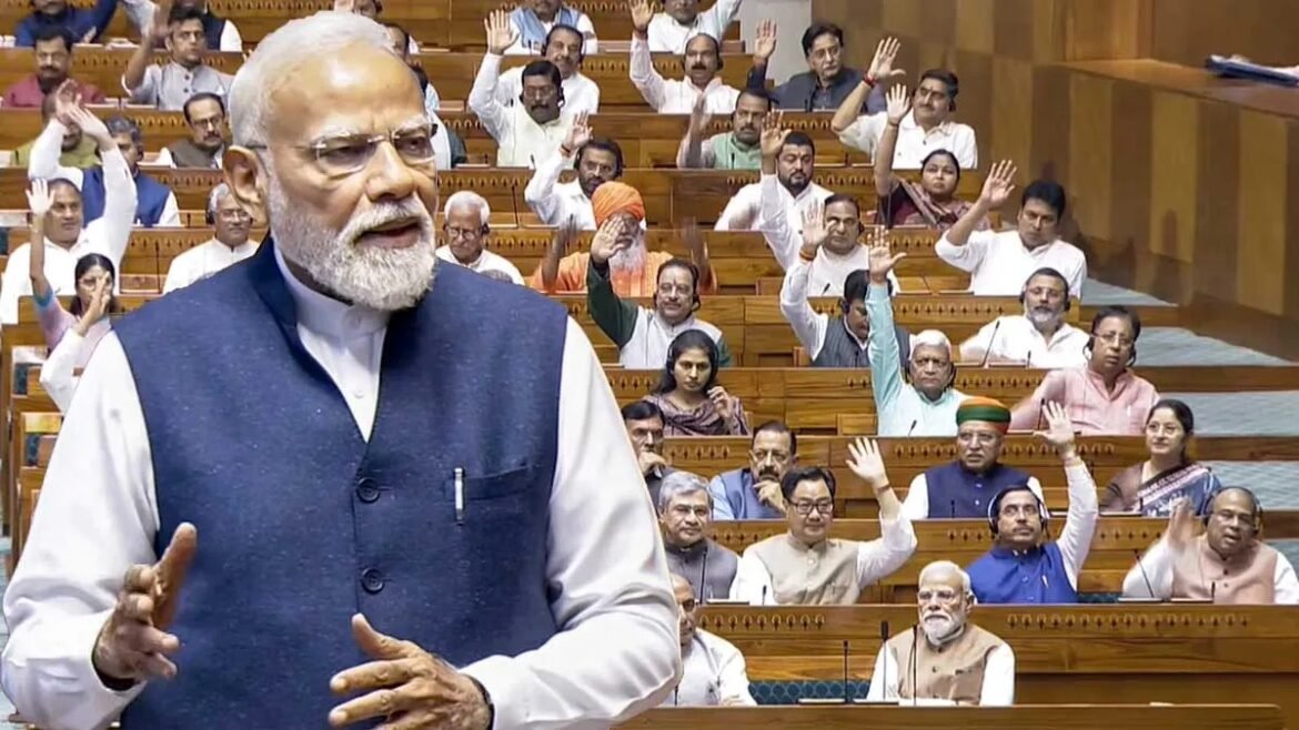 జమిలి, డీలిమిటేషన్ పై కేంద్రం బిగ్ ట్విస్ట్ - విపక్షాలు ఊహించని విధంగా..!! | పార్లమెంట్ వర్షాకాల సమావేశానికి ముందు నివేదికలు సమర్పించాలని కేంద్రం అన్ని JPCలను ఆదేశించింది, ఇక్కడ వివరాలు
