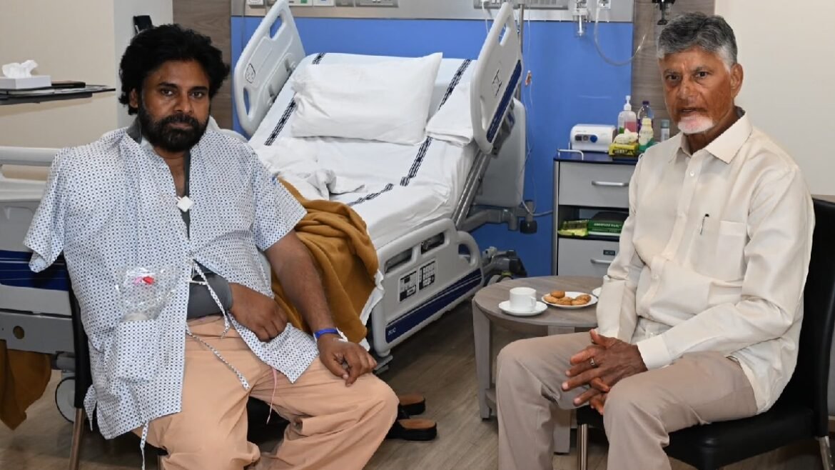 ముంబై వెళ్లి డిప్యూటీ సీఎం పవన్ కళ్యాణ్‌ను పరామర్శించిన సీఎం చంద్రబాబు.. | ముంబైలోని కోకిలాబెన్ ధీరూభాయ్ అంబానీ వద్ద డిప్యూటీ సీఎం పవన్ కల్యాణ్‌ను ఏపీ సీఎం చంద్రబాబు సందర్శించి సంతాపం తెలిపారు.

