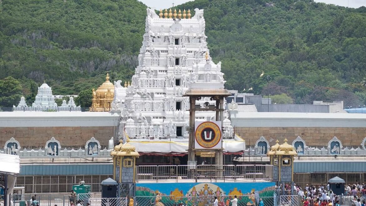 శ్రీవారి ఆలయంలో విశేష ఉత్సవాలు: ఆ సేవన్నీ రద్దు | జూలై 17న శ్రీవారి ఆలయంలో ఆణివార ఆస్థానం, 14న కోయిల్ ఆళ్వార్ తిరుమంజనం ఘనంగా నిర్వహించనున్నారు.
